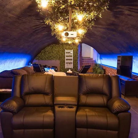 L'escapade Vosgienne, Cinema, Balneo Διαμέρισμα Remiremont